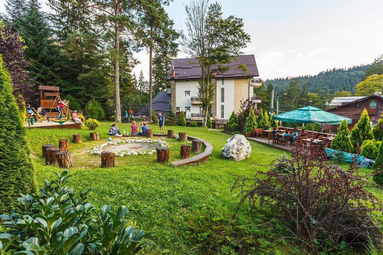 Hotel Piatra Soimului Sinaia Exterior foto