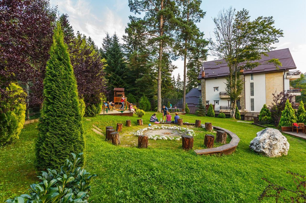 Hotel Piatra Soimului Sinaia Exterior foto